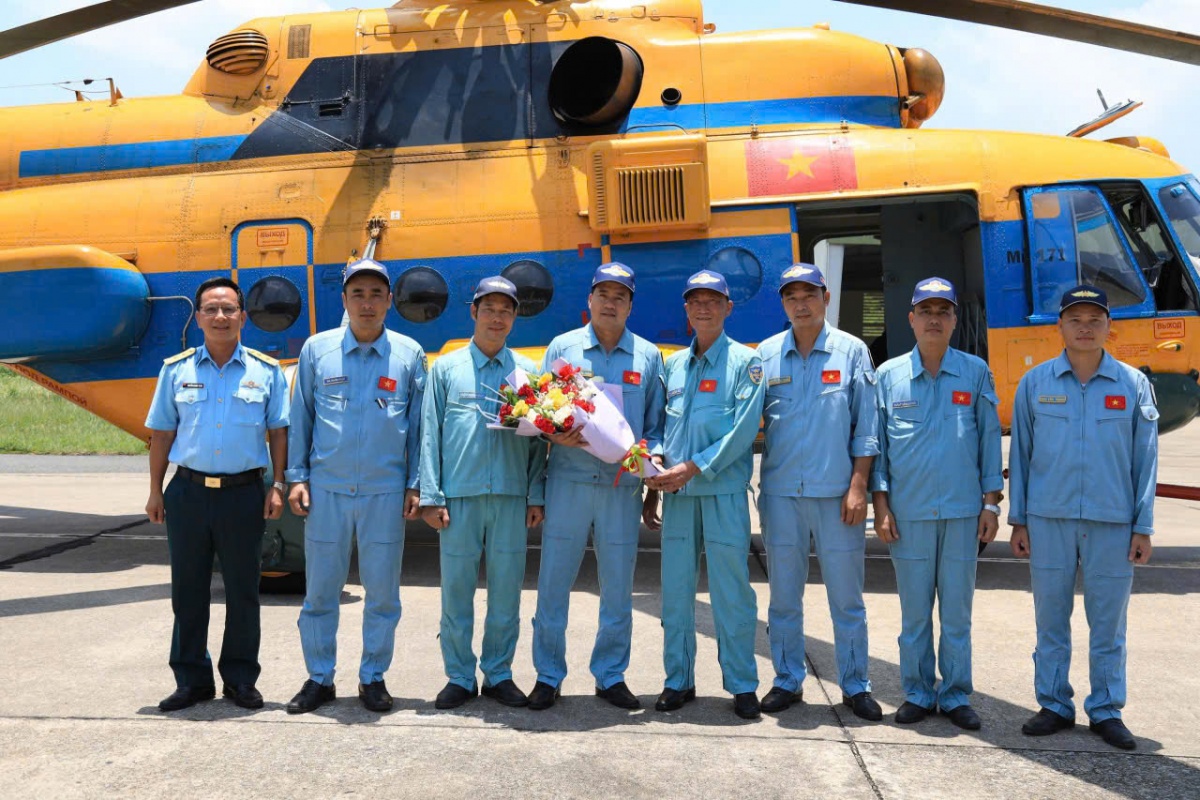 Trung đoàn không quân 916: Sẵn sàng trước giờ G Trung đoàn không quân 916: Sẵn sàng trước giờ G