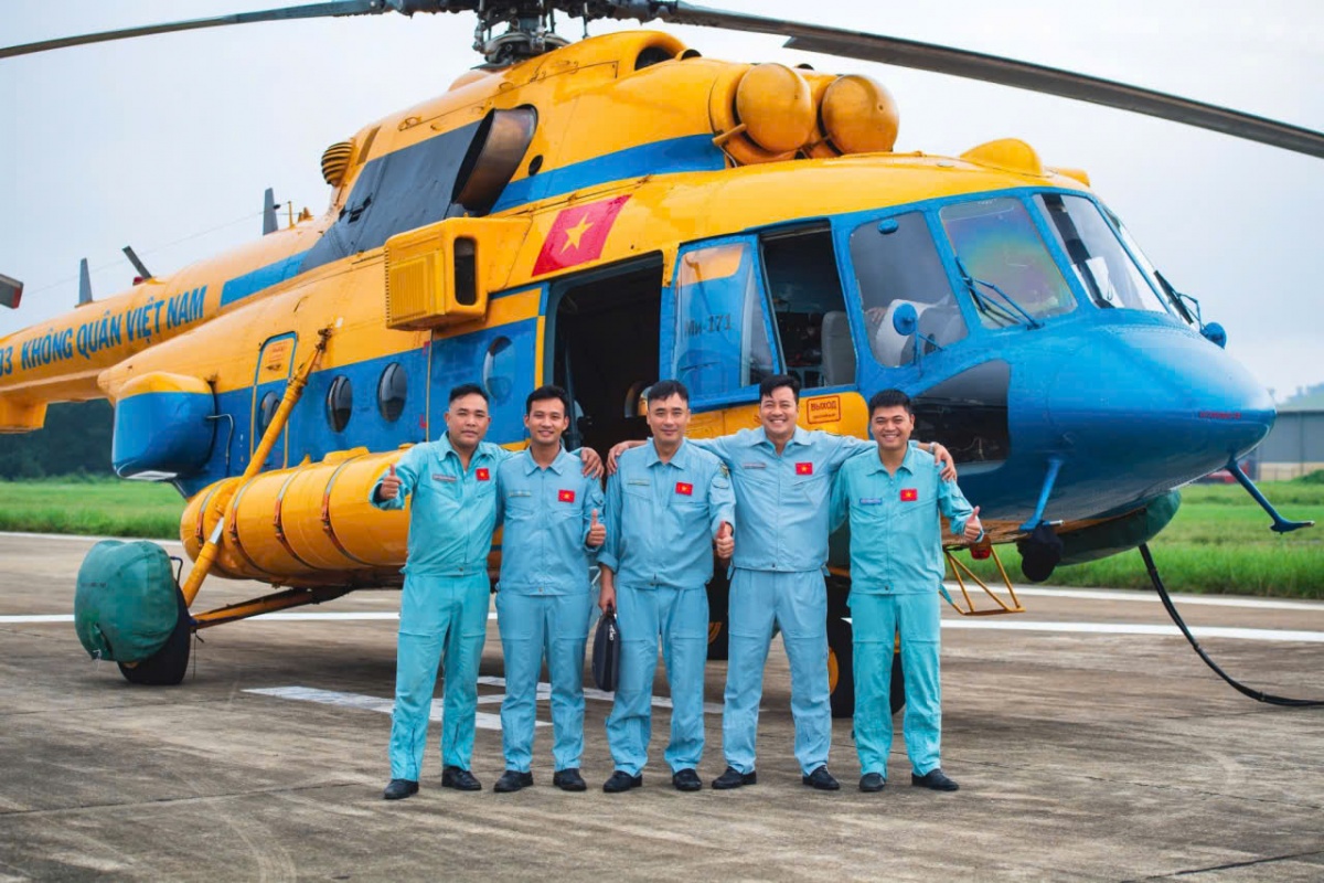 Trung đoàn không quân 916: Sẵn sàng trước giờ G Trung đoàn không quân 916: Sẵn sàng trước giờ G