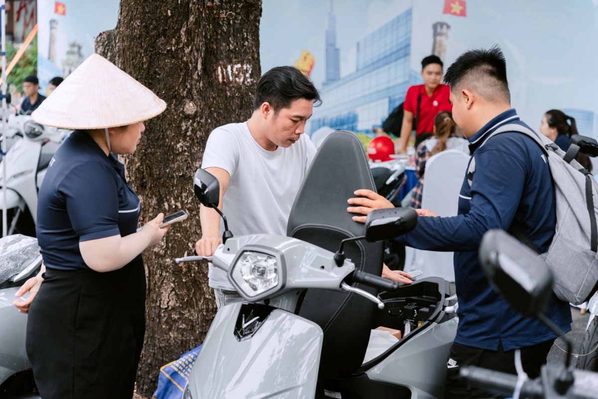 Chủ xe VinFast Feliz Neo: Lái mê, an toàn vượt trội, giá “hời” chưa từng thấy