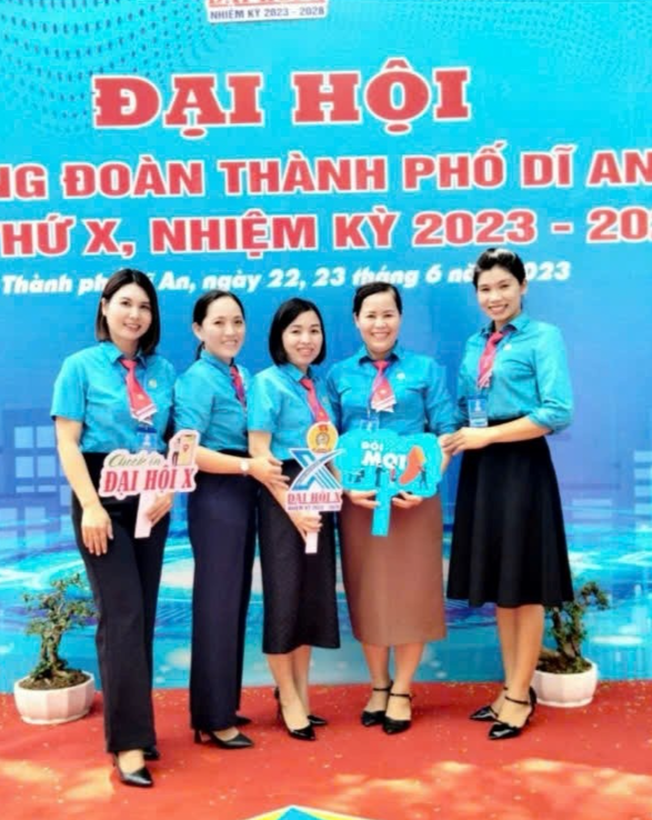 Người “giữ lửa” phong trào công đoàn ở Trường THCS Đông Hòa