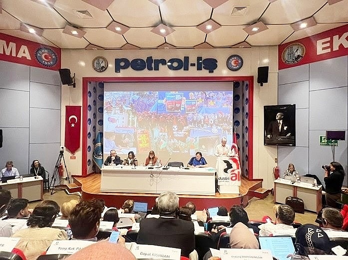 Công đoàn Dầu khí Việt Nam - “lá chắn mềm” của người lao động trong kỷ nguyên AI Công đoàn Dầu khí Việt Nam - “lá chắn mềm” của người lao động trong kỷ nguyên AI