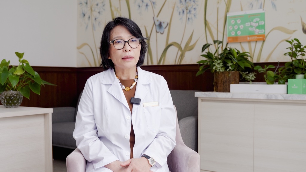 Hai bé gái chào đời khỏe mạnh sau ca can thiệp bào thai hiếm thấy tại Vinmec