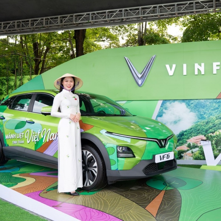 Chủ xe nói về VF 6: Giá vừa túi, công nghệ không kém xe tiền tỷ