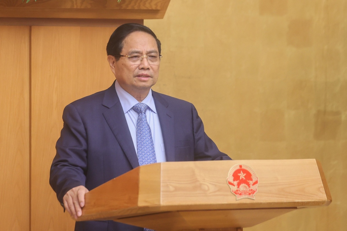 Thủ tướng yêu cầu giải quyết tình trạng cán bộ quá tải công việc nhưng chế độ chưa phù hợp