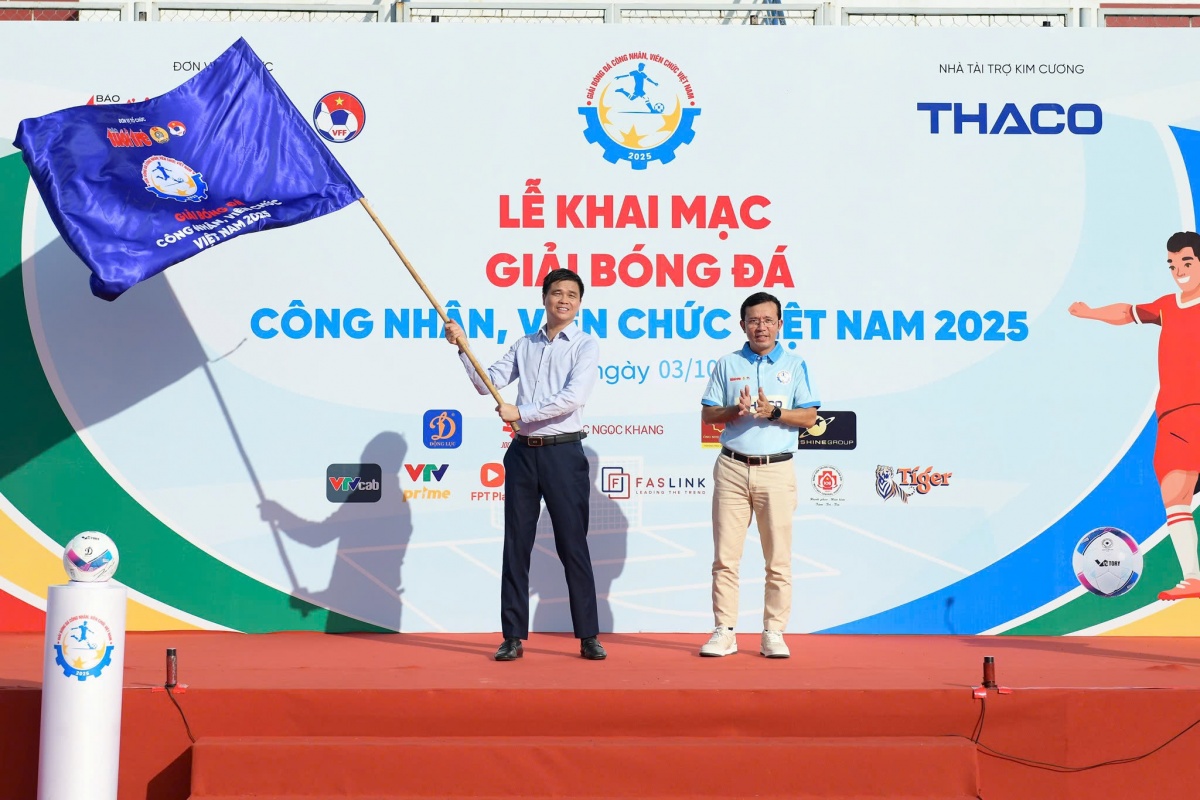 Khai mạc giải bóng đá công nhân, viên chức Việt Nam 2025 Khai mạc giải bóng đá công nhân, viên chức Việt Nam 2025