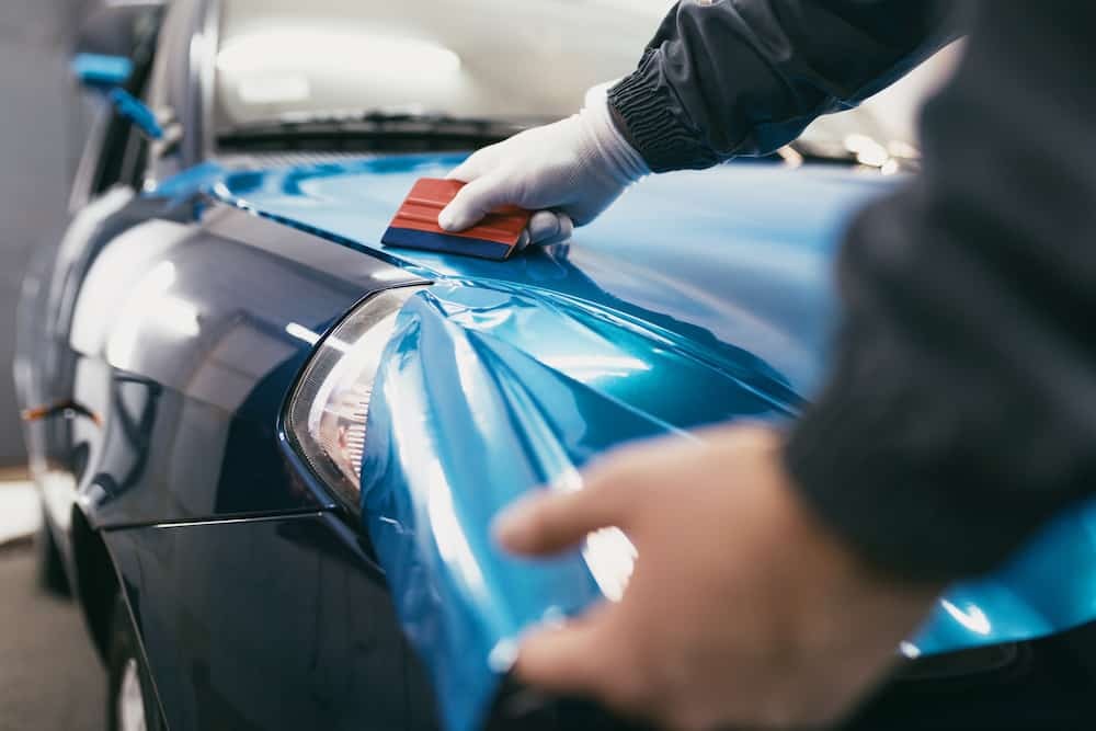 Sơn hay dán xe ô tô: Mỗi phương pháp có ưu - khuyết điểm gì? Sơn hay dán xe ô tô: Mỗi phương pháp có ưu - khuyết điểm gì?