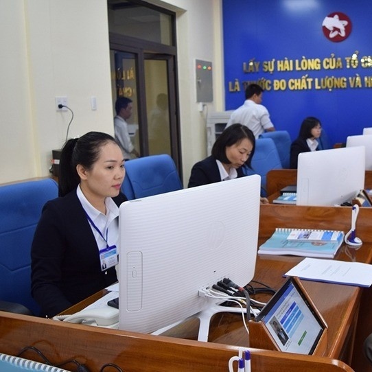 Làm xuyên ngày nghỉ để kịp chi trả chế độ cho công chức trước 15/10