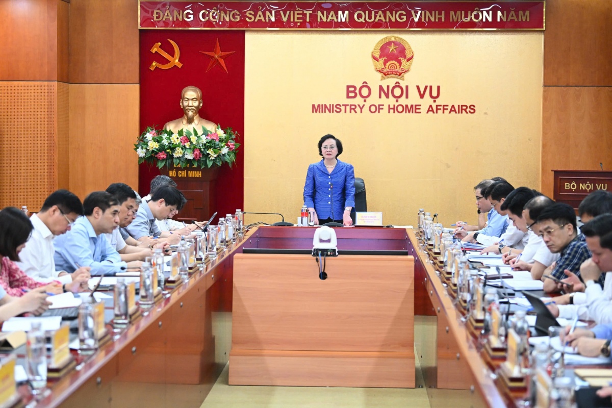 Hoàn thành sắp xếp đơn vị sự nghiệp trước tháng 11 để trình đề án tiền lương