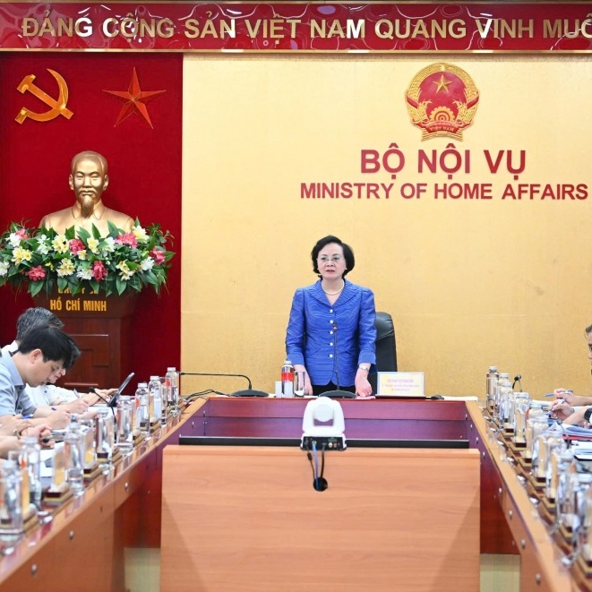 Hoàn thành sắp xếp đơn vị sự nghiệp trước tháng 11 để trình đề án tiền lương