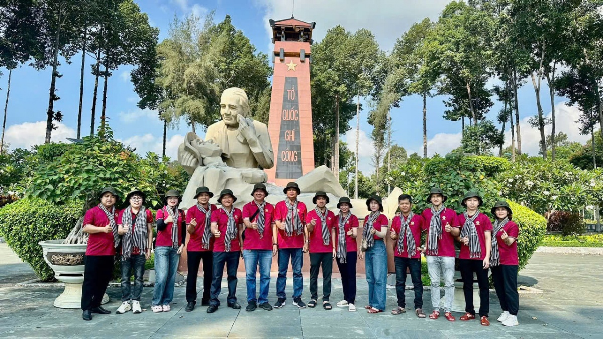 Người giữ vững chất lượng công việc từ những chi tiết nhỏ Người giữ vững chất lượng công việc từ những chi tiết nhỏ