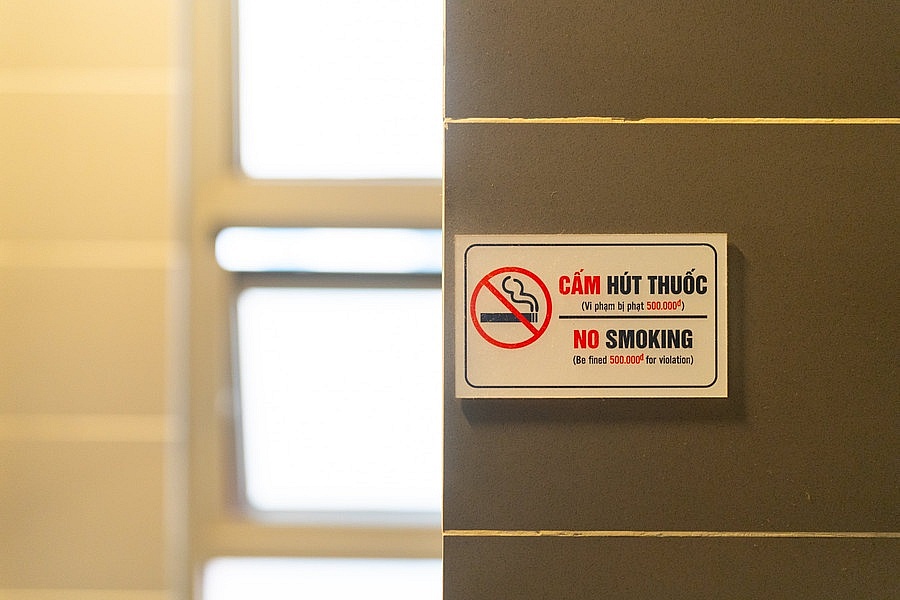 Phòng chống tác hại của thuốc lá: Từ quy định đến xây dựng văn hóa không khói thuốc