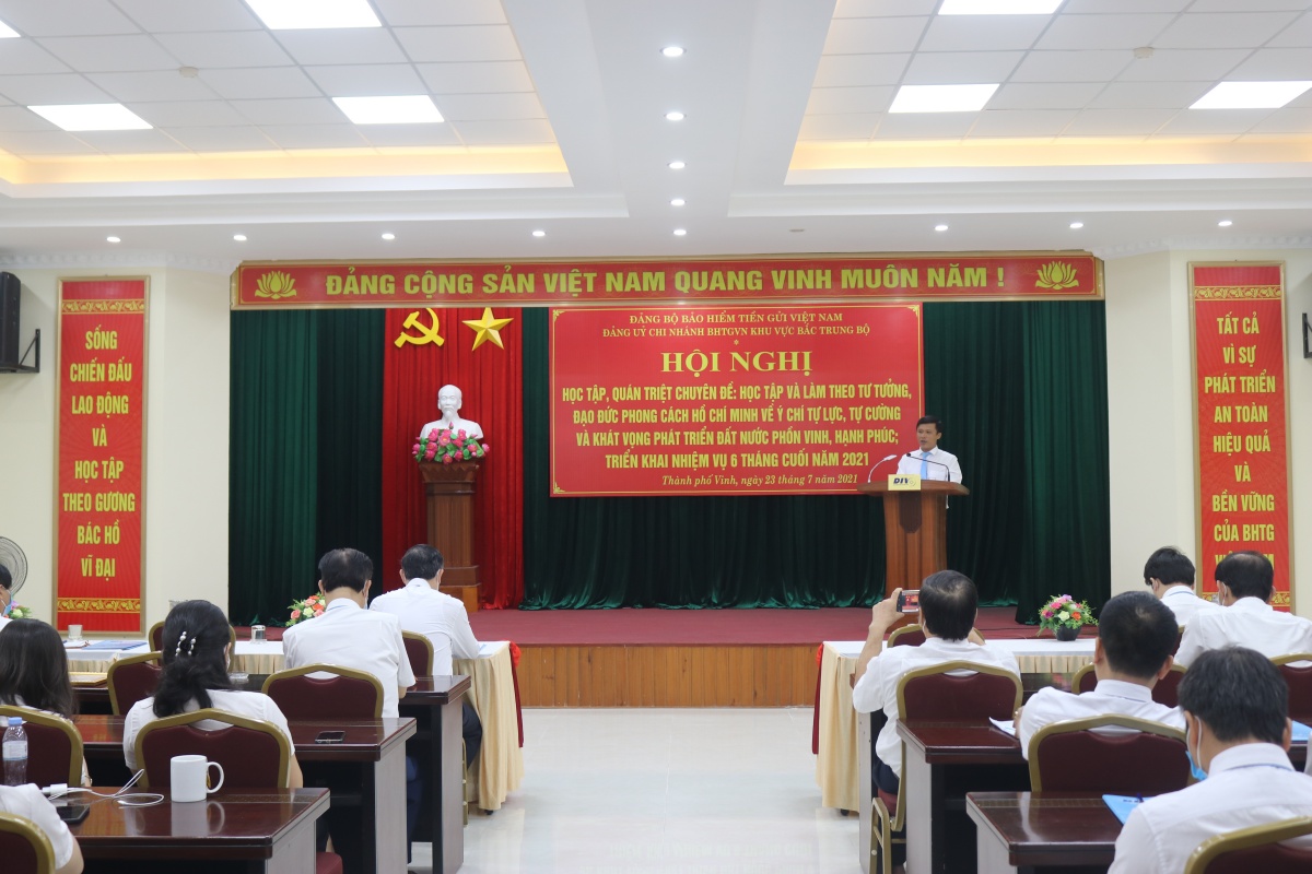 Phát huy nguyên tắc tập thể lãnh đạo, cá nhân phụ trách theo tư tưởng Hồ Chí Minh trong xây dựng Đảng Phát huy nguyên tắc tập thể lãnh đạo, cá nhân phụ trách trong công tác xây dựng Đảng