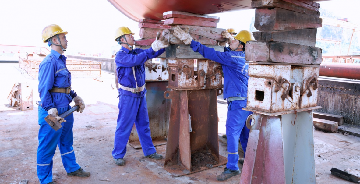 Năm bài học từ phong trào thi đua yêu nước trong công nhân, viên chức, lao động giai đoạn 2020–2025