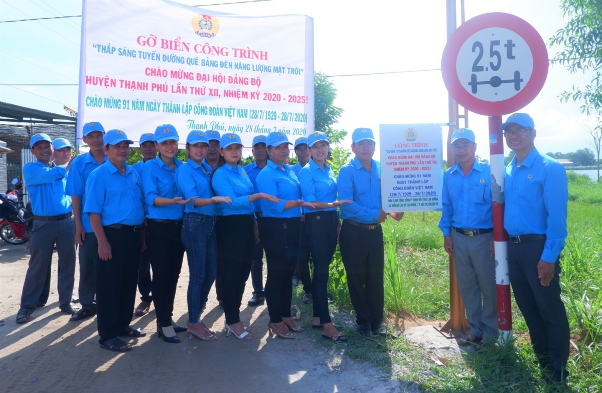 Công đoàn góp sức đổi thay diện mạo nông thôn