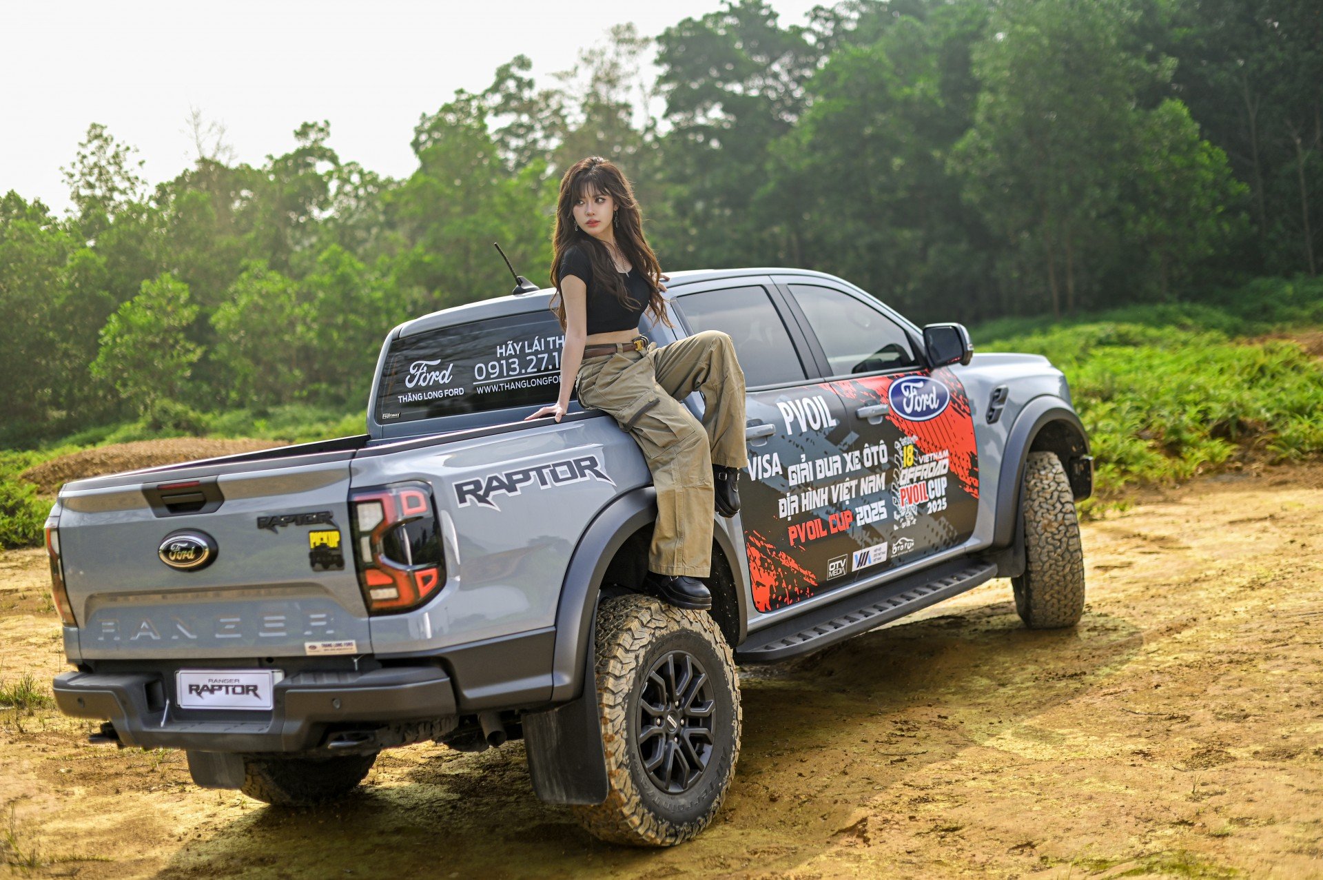Ford Ranger Raptor: 'Chiến binh' off-road khuấy động PVOIL VOC 2025