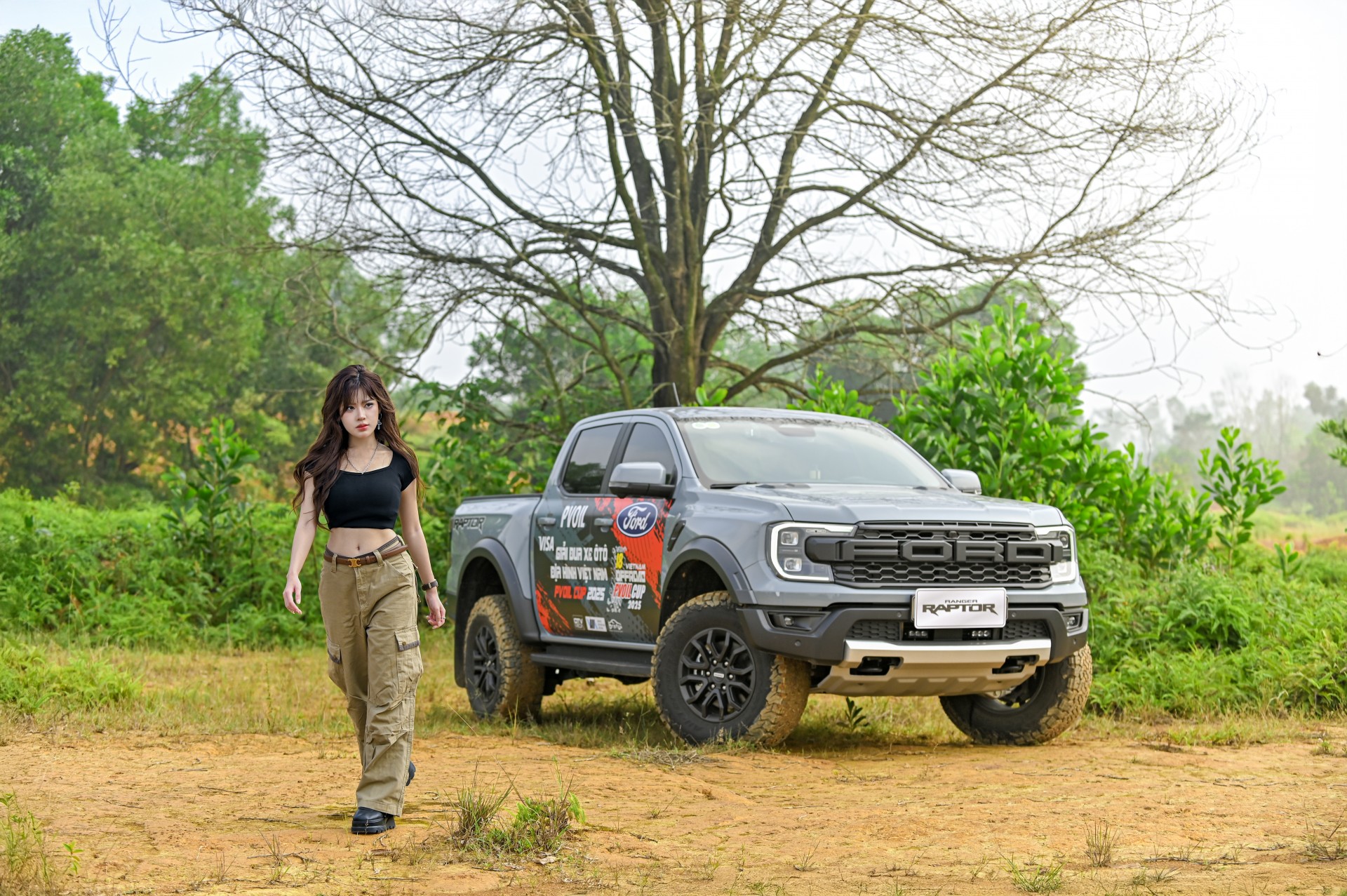 Ford Ranger Raptor  'Chiến binh' off-road khuấy động PVOIL VOC 2025
