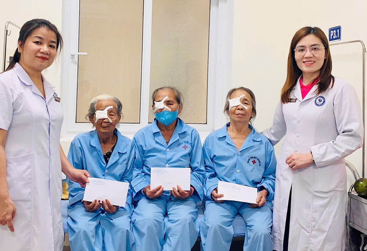 Bác sĩ Bùi Thị Vân Anh: Tiên phong ứng dụng kỹ thuật mới, hết lòng vì người bệnh