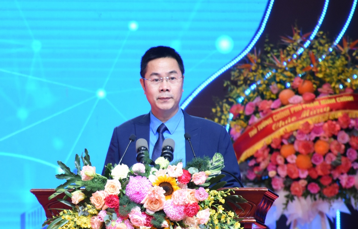 Khơi dậy sức sáng tạo trong mỗi người lao động, biến thi đua thành động lực