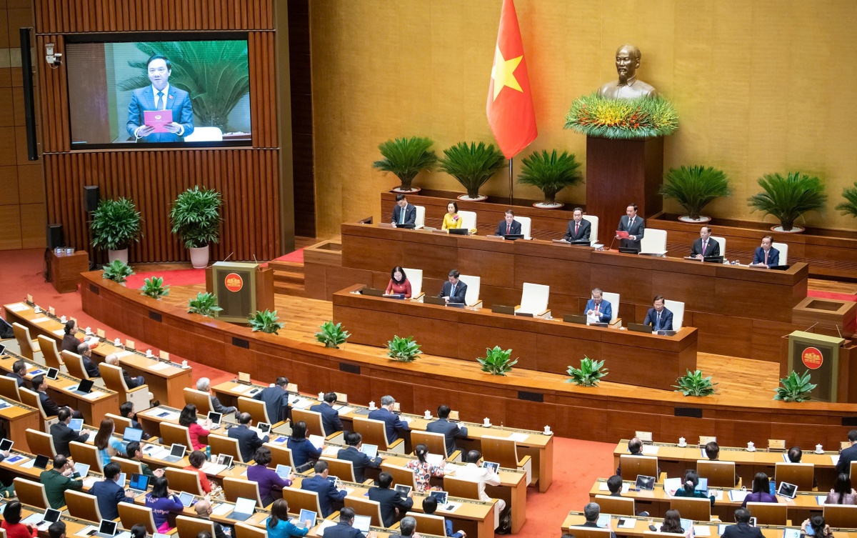 Kỳ 2: Quốc hội khóa XV đang thể hiện vai trò “người thiết kế thể chế”