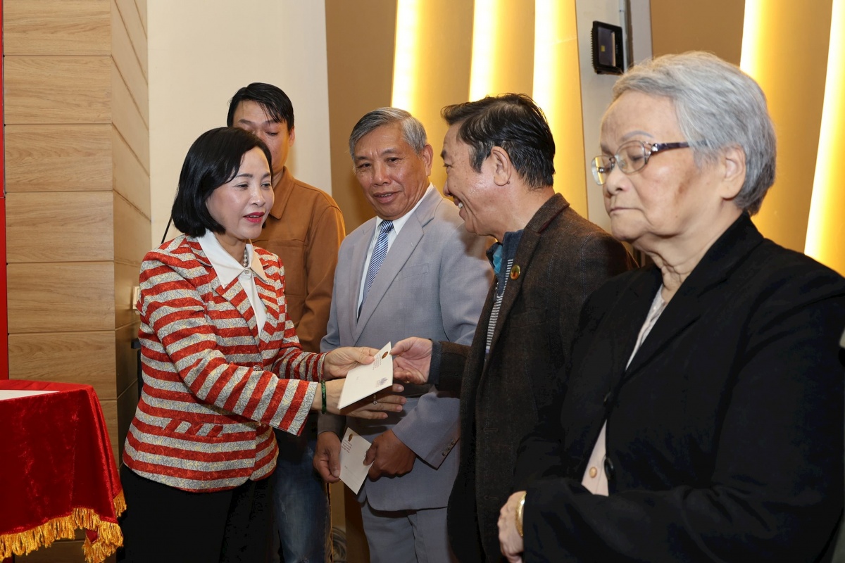 Kỳ 3: Quốc hội kiến tạo - Đồng hành cùng Chính phủ, doanh nghiệp và người dân