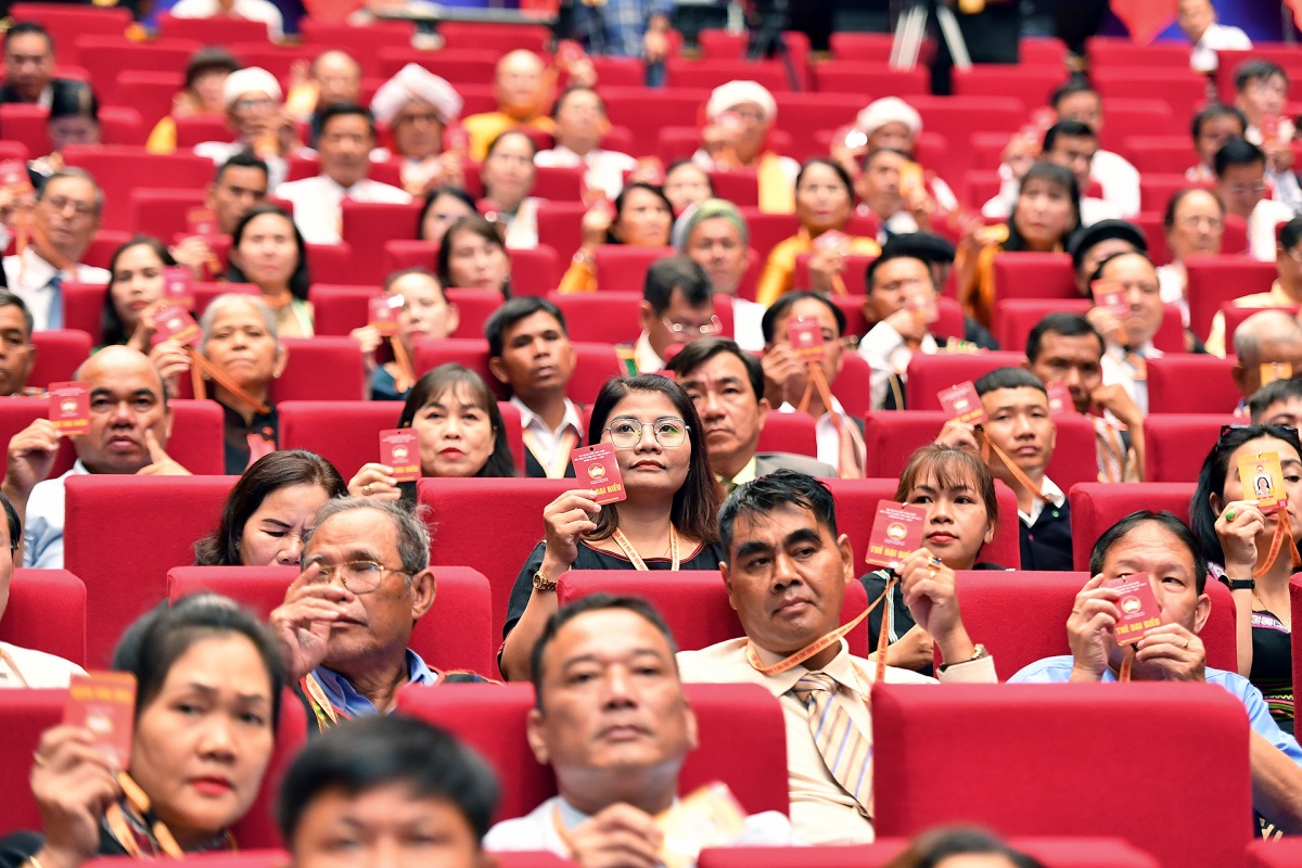 Kỳ 4: Để thể chế đi vào lòng dân, cần một Mặt trận đi trước một bước về dân chủ