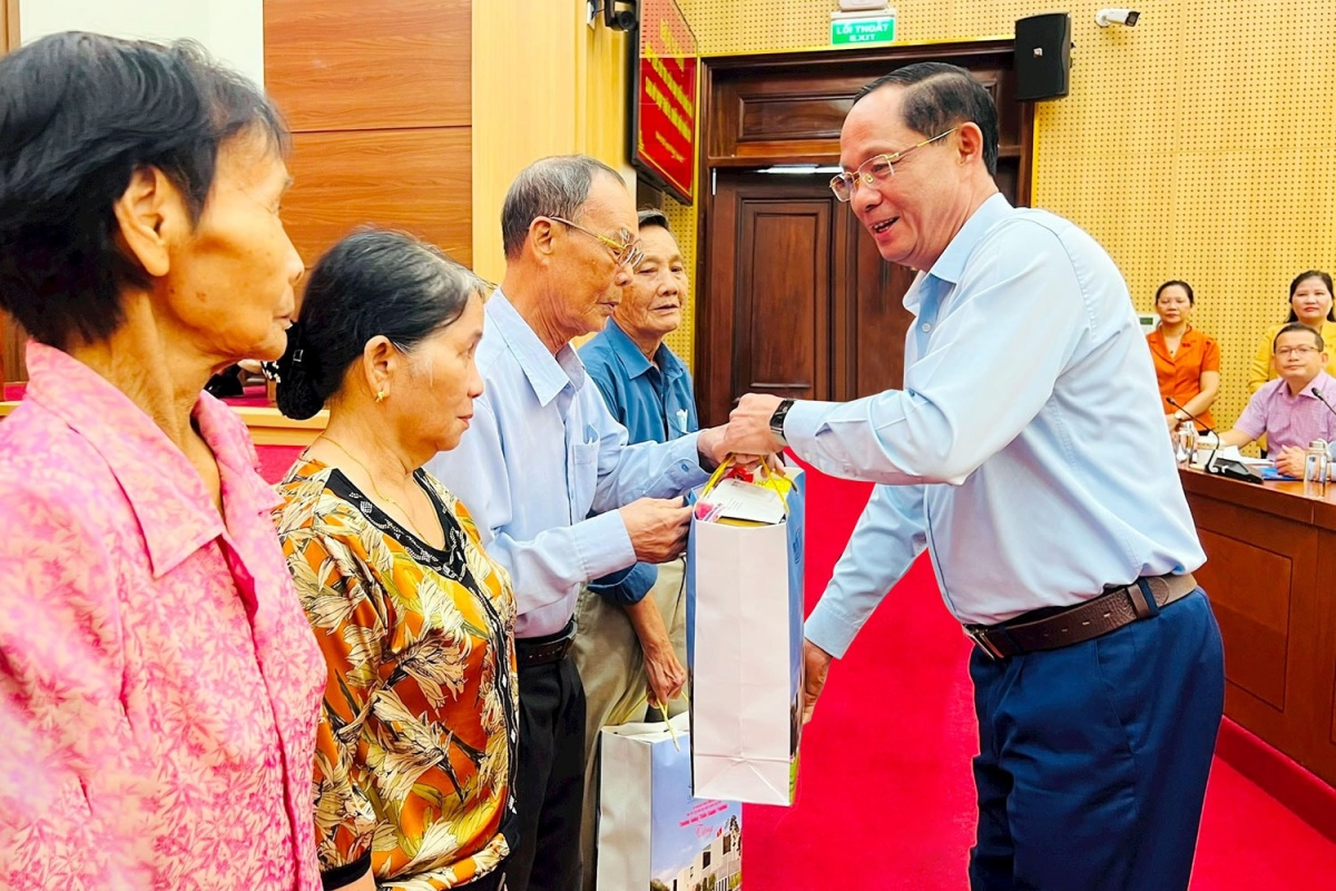 Kỳ 3: Quốc hội kiến tạo - Đồng hành cùng Chính phủ, doanh nghiệp và người dân