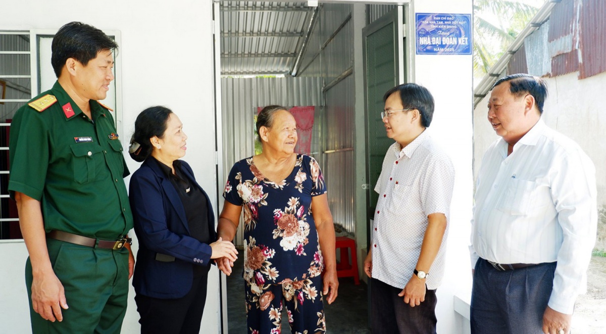 Kỳ 4: Để thể chế đi vào lòng dân, cần một Mặt trận đi trước một bước về dân chủ