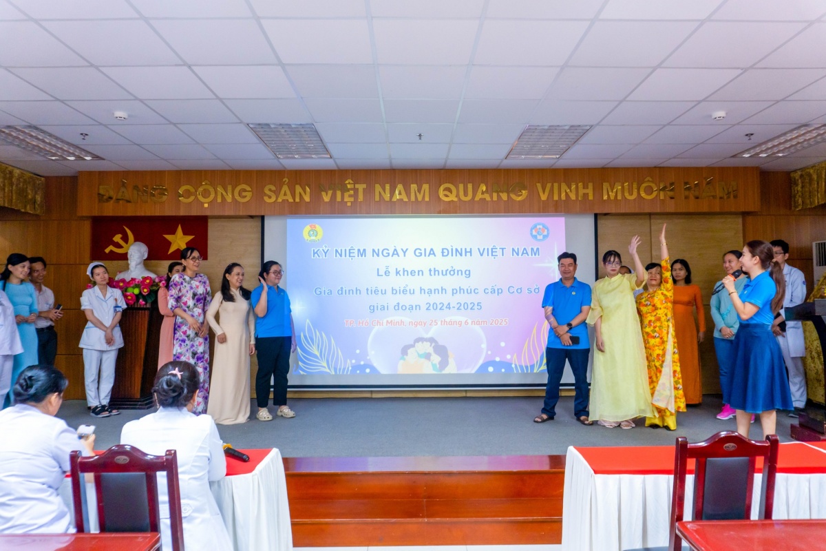 Lan tỏa phong trào “Giỏi việc nước, đảm việc nhà” bằng hành động cụ thể, thiết thực Lan tỏa phong trào “Giỏi việc nước, đảm việc nhà” bằng hành động cụ thể, thiết thực