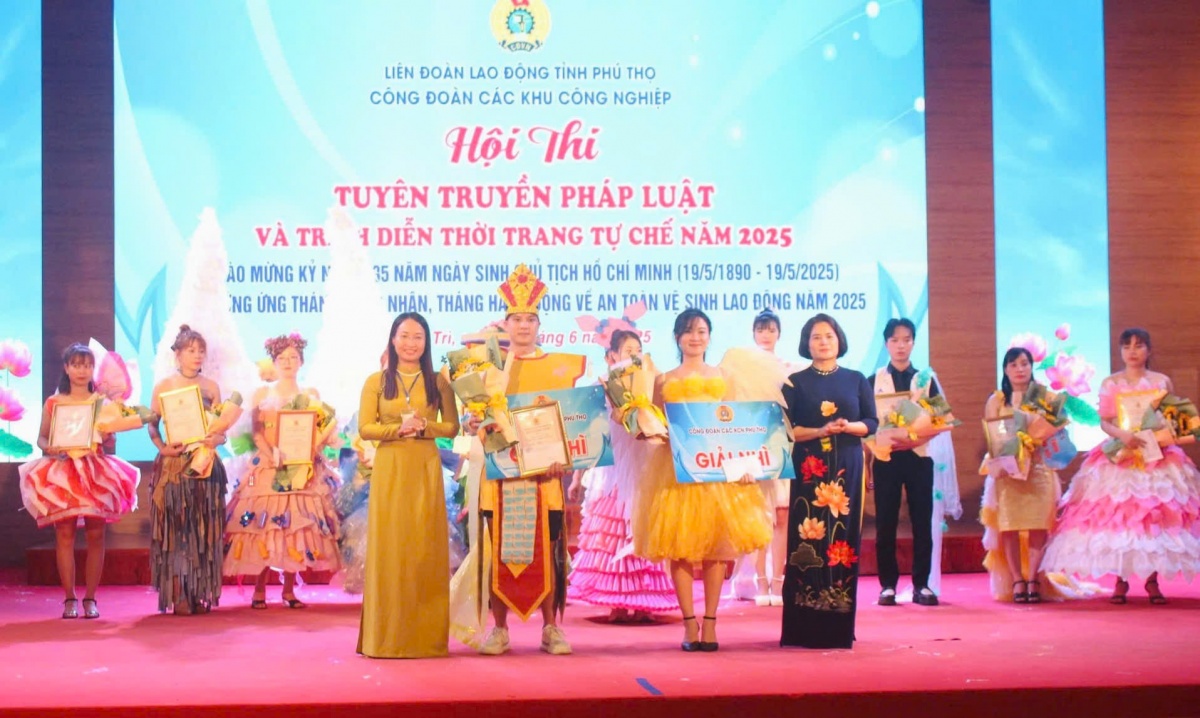 Tỏa sáng phong trào “Hai giỏi” trong nữ công nhân Yakjin