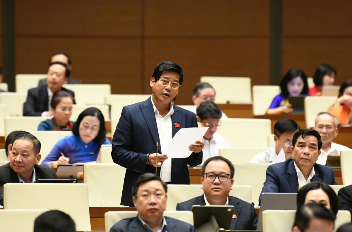 Lương cơ sở 2,34 triệu chỉ đủ sống “bằng niềm tin”, kiến nghị tăng ngay từ ngày 1.1.2026