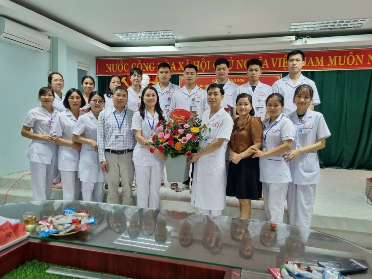 Gương sáng công đoàn nơi miền biên giới Gương sáng công đoàn nơi miền biên giới