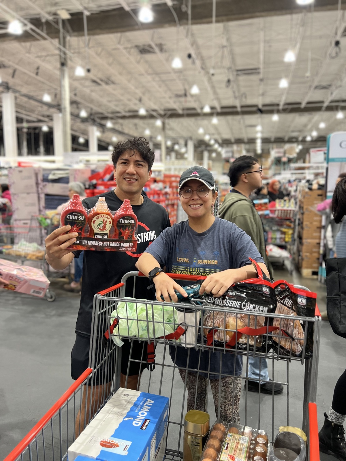 Hình 4.Bộ 3 sản phẩm tương ớt Chinsu vị cay ớt trái được người Mĩ thích thú lựa chọn