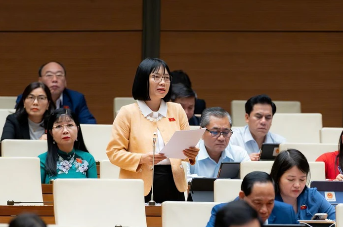 Đề xuất thêm nhiều chế độ thai sản với lao động nữ sinh con thứ hai