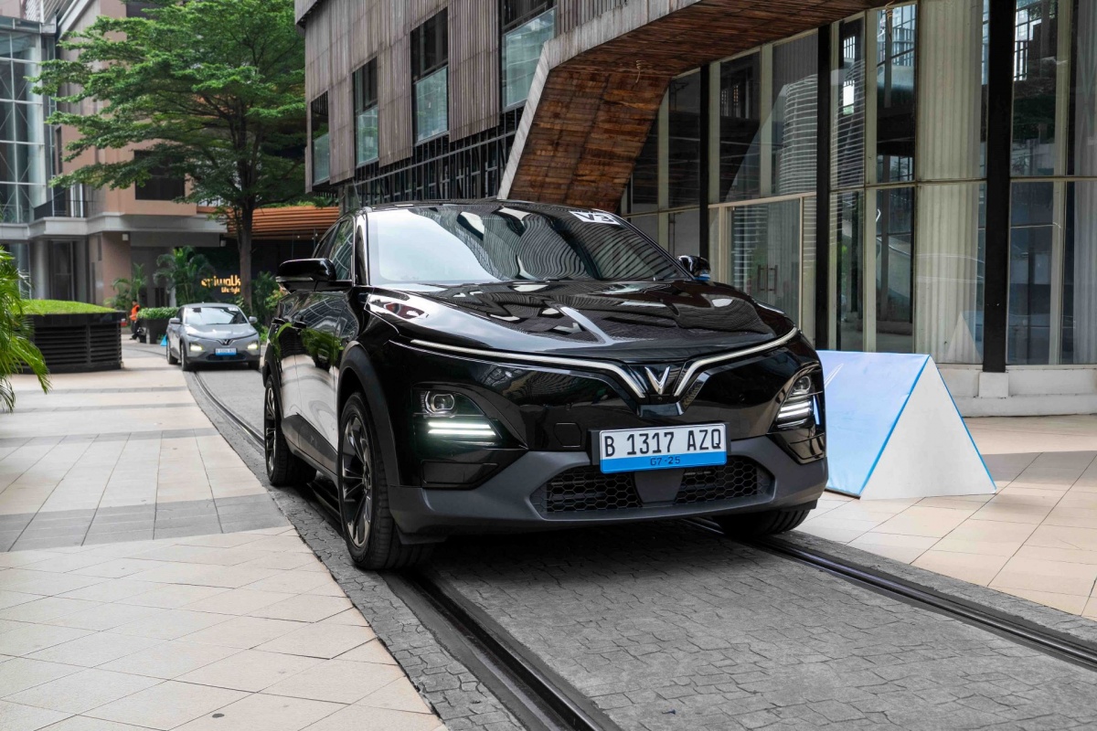 Chuyên gia Indonesia: “Vingroup, VinFast là câu trả lời của Đông Nam Á với thế giới” Chuyên gia Indonesia: “Vingroup, VinFast là câu trả lời của Đông Nam Á với thế giới”