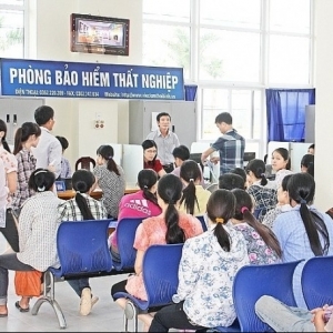 Người lao động có thể hưởng trợ cấp thất nghiệp gần 320 triệu đồng từ ngày 1.1.2026