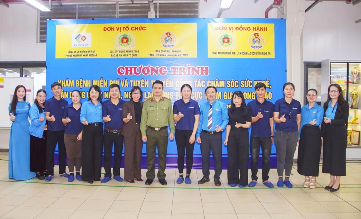 Nghệ An: 2.000 người lao động được khám bệnh miễn phí Nghệ An: 2.000 người lao động được khám bệnh miễn phí