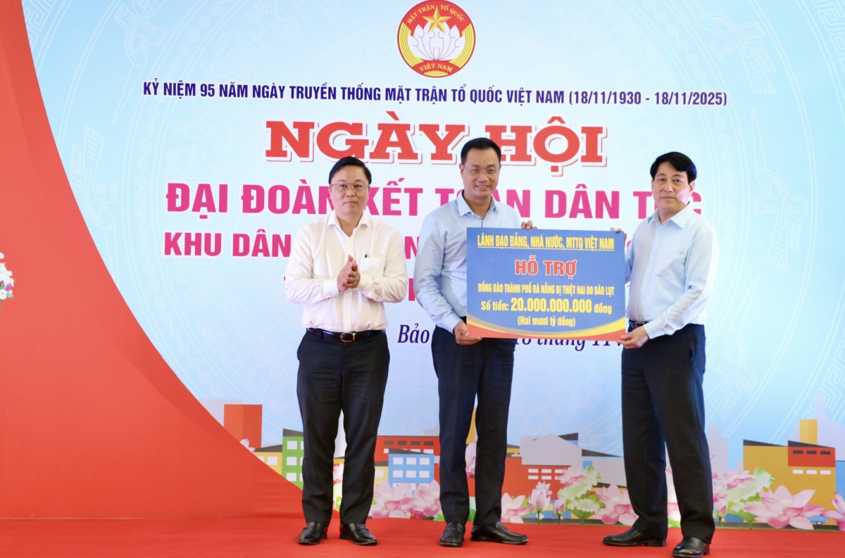 Phát huy truyền thống đại đoàn kết, xây dựng Việt Nam giàu mạnh, hạnh phúc Phát huy truyền thống đại đoàn kết, xây dựng Việt Nam giàu mạnh, hạnh phúc