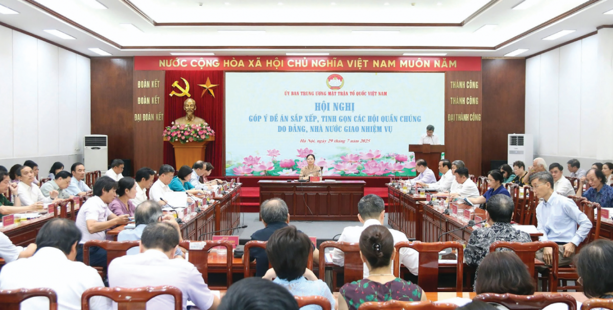 Chờ cộng hưởng và đồng hành Mặt trận với các hội văn nghệ Chờ cộng hưởng và đồng hành Mặt trận với các hội văn nghệ