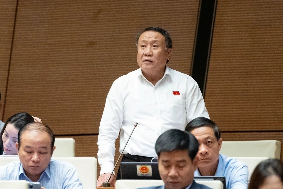 Đề xuất miễn bắt buộc ghế trẻ em cho taxi và xe công nghệ Đề xuất miễn bắt buộc ghế trẻ em cho taxi và xe công nghệ