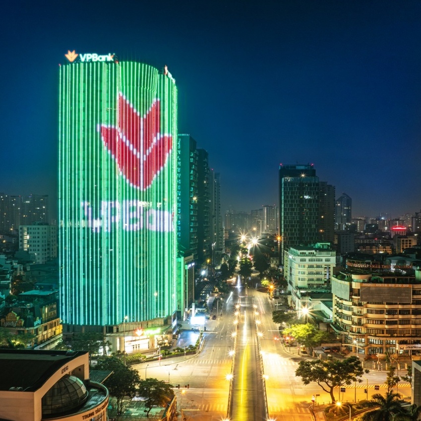 VPBank nhận loạt khuyến nghị “Mua” nhờ kết quả quý III mạnh mẽ và thương vụ IPO VPBankS