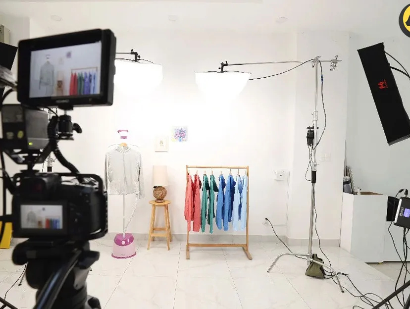 “Thanh lọc” livestream: Thiết lập chuẩn mực mới từ ba phía