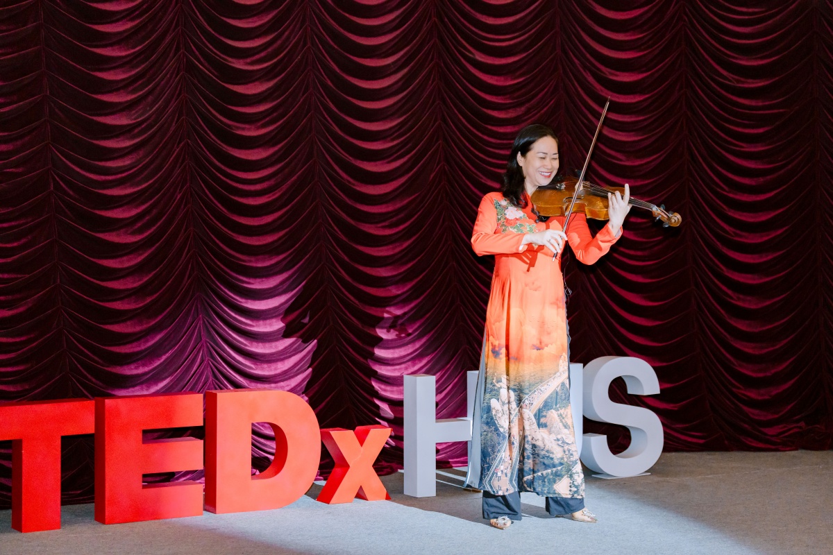 Khi “trao quyền” trở thành năng lực cốt lõi của thế hệ trẻ: Góc nhìn từ TEDxHUS 2025