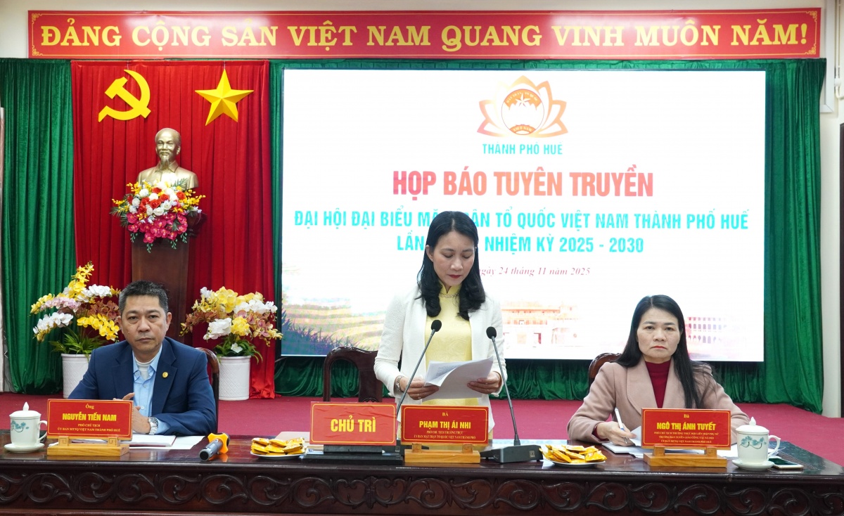 Huế ứng dụng công nghệ số vào đổi mới hoạt động Mặt trận Huế ứng dụng công nghệ số vào đổi mới hoạt động Mặt trận