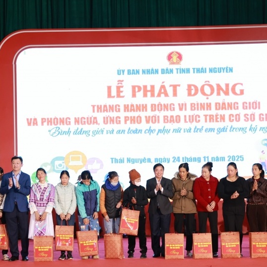 Thái Nguyên khởi động chiến dịch bảo vệ phụ nữ trên không gian mạng