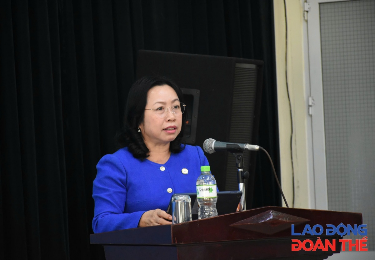 Cán bộ Công đoàn góp ý sửa đổi Quy chế khen thưởng