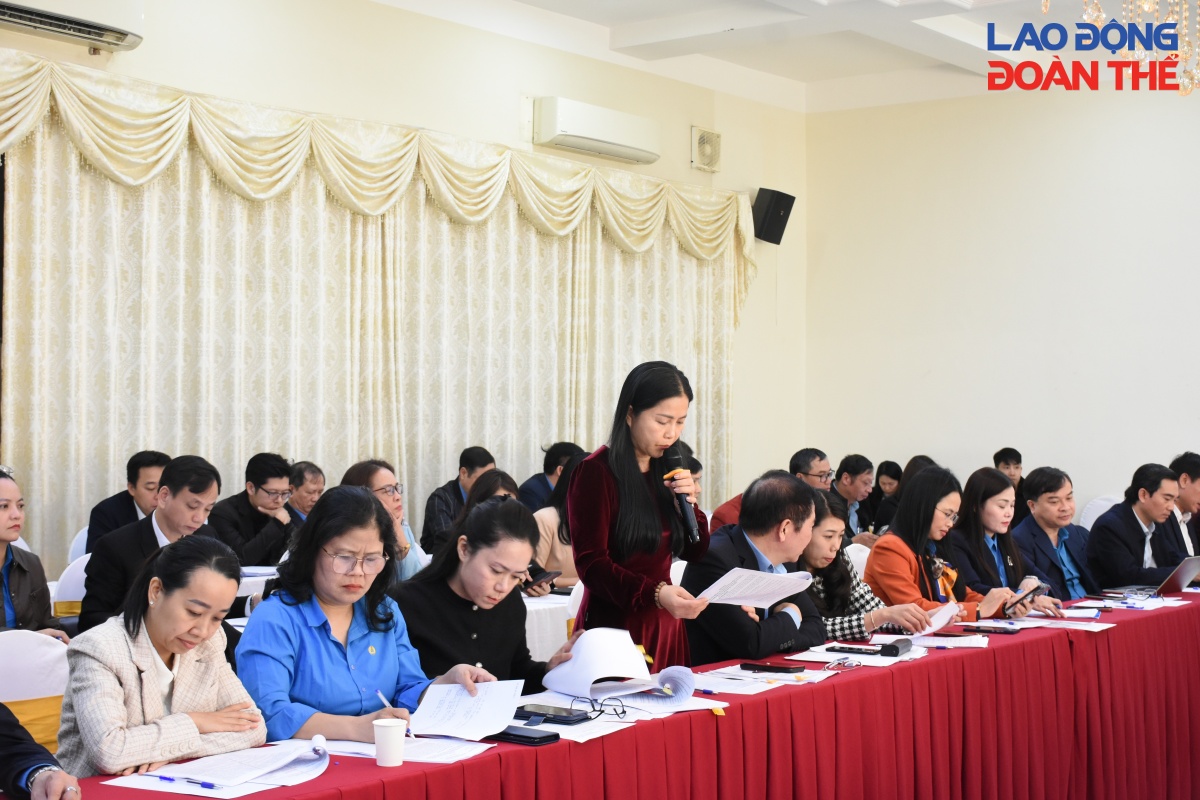 Cán bộ Công đoàn góp ý sửa đổi Quy chế khen thưởng