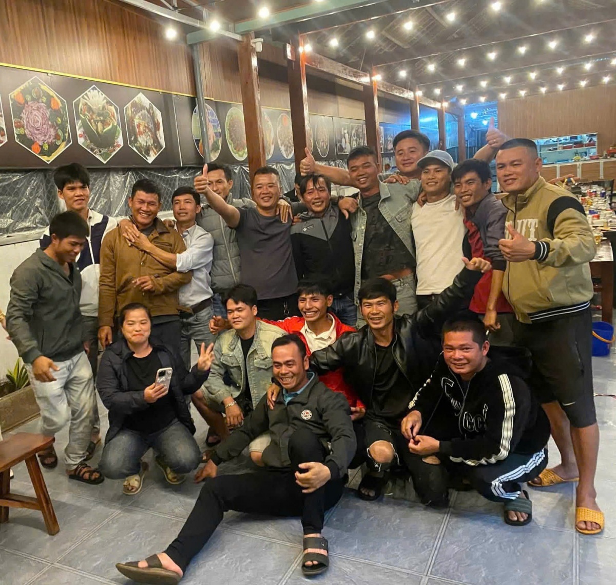 Những người “đánh cược sinh mạng” giữa rốn lũ Đắk Lắk