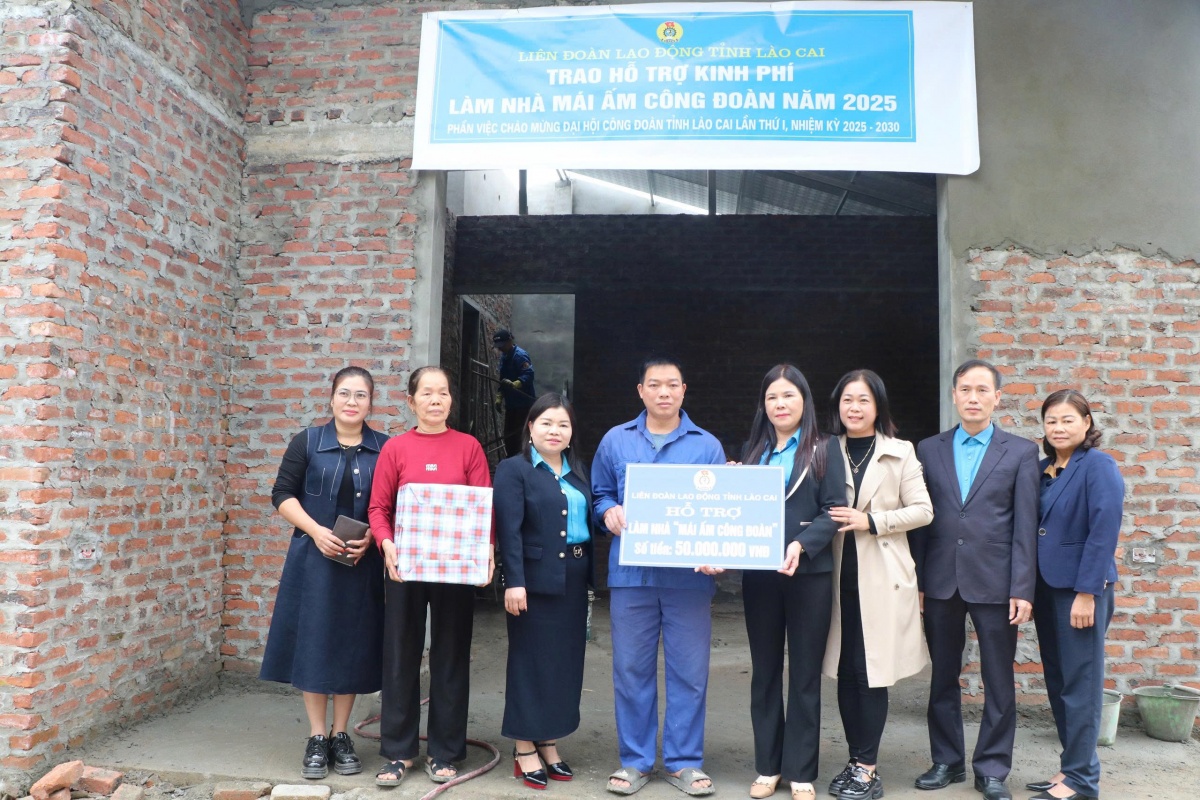 Làm rõ yêu cầu về chất lượng nguồn nhân lực trong thực hiện mục tiêu đổi mới mô hình tăng trưởng Làm rõ yêu cầu về chất lượng nguồn nhân lực trong thực hiện mục tiêu đổi mới mô hình tăng trưởng