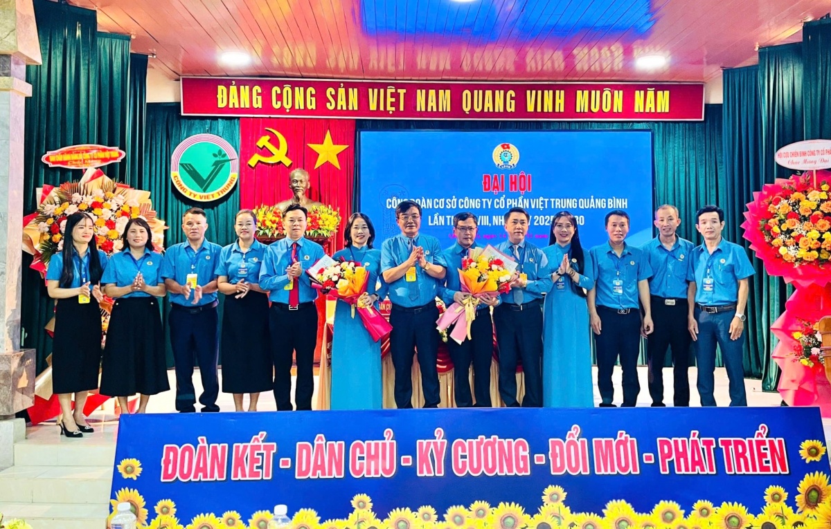 Công đoàn Quảng Trị sẵn sàng thực hiện sứ mệnh mới, tầm vóc mới Công đoàn Quảng Trị sẵn sàng thực hiện sứ mệnh mới, tầm vóc mới