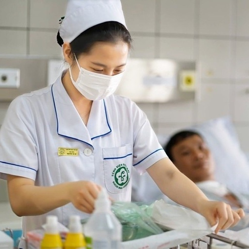 Từ thực tiễn ngành Y: Kiến nghị chính sách vì sức khỏe Nhân dân và người lao động